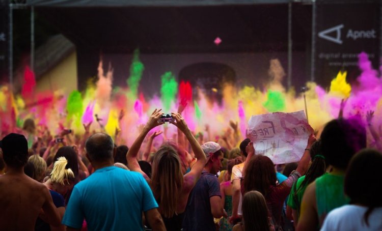 Фестиваль красок 2019 в Череповце
