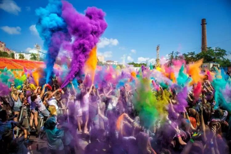 Фестиваль красок 2019 в Череповце