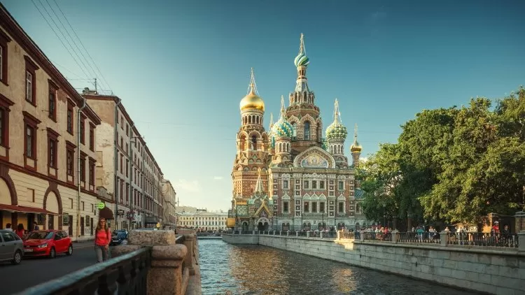 Открытие летнего туристического сезона в Санкт-Петербурге