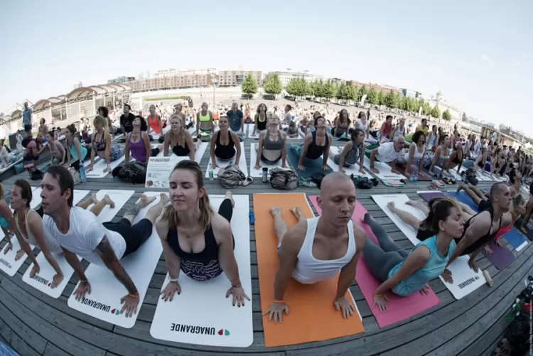 Международный день йоги в Москве 2017